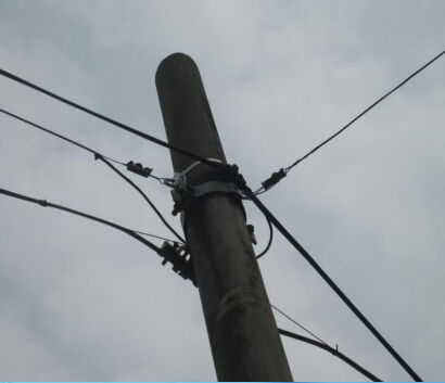 FTTH Drop Cable Installation between poles