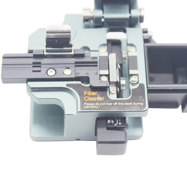 K8 High Precision Fiber Cleaver - Three-in-one Fiber Holder